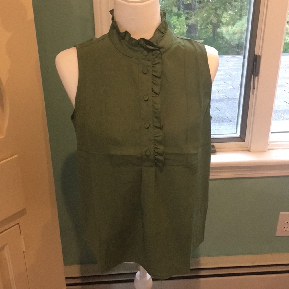 J. Crew green front ruffled blouse with buttons 6